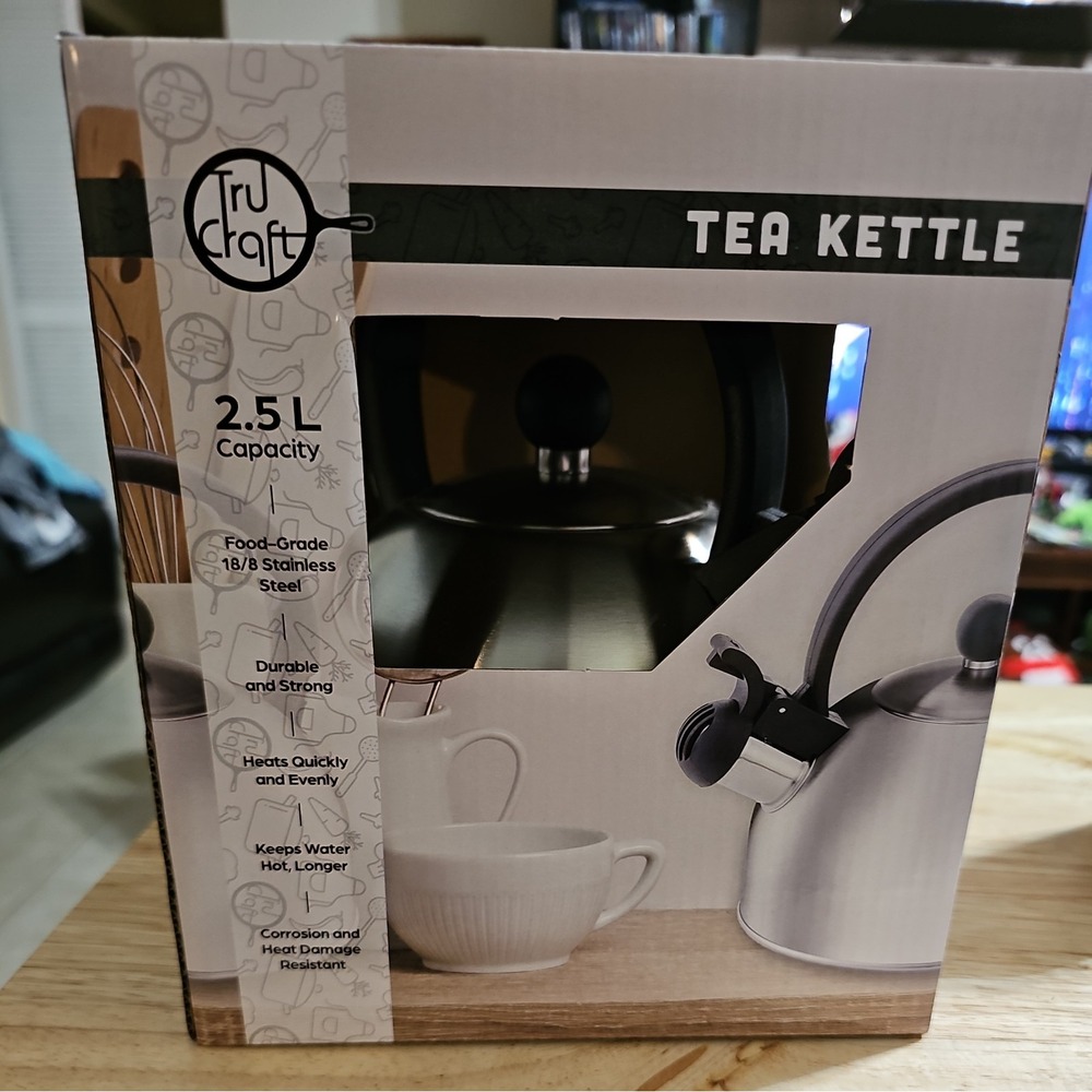 Tru Craft 2.5 L Stainless Steel Tea Kettle New With Box